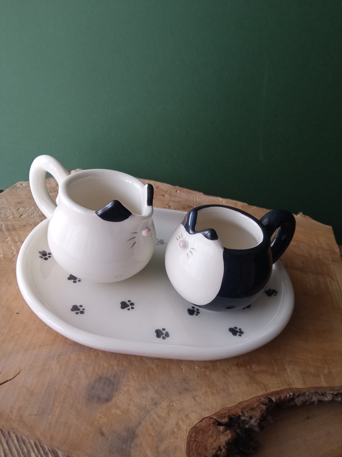 Oval Saucer