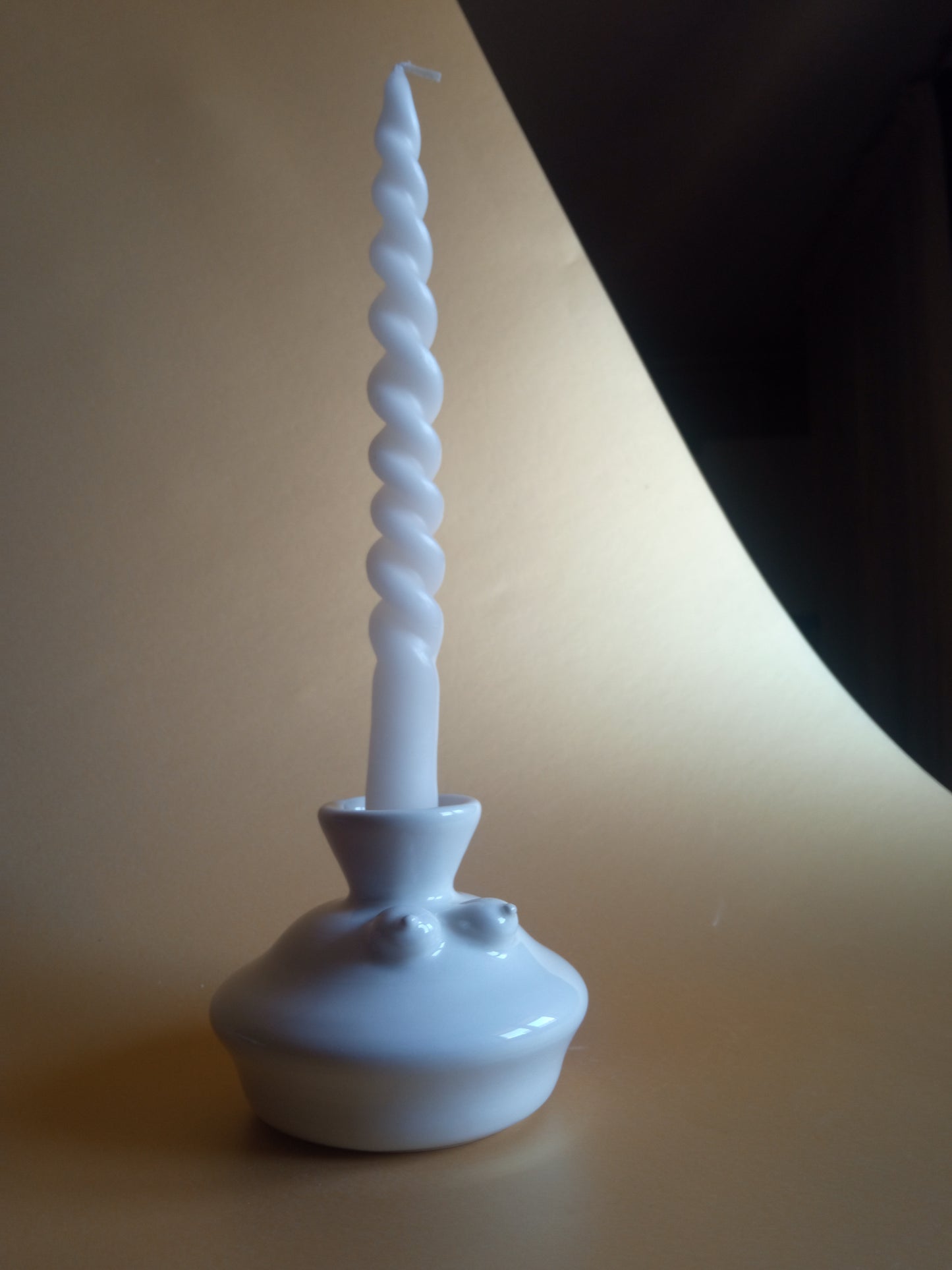 Candle holder