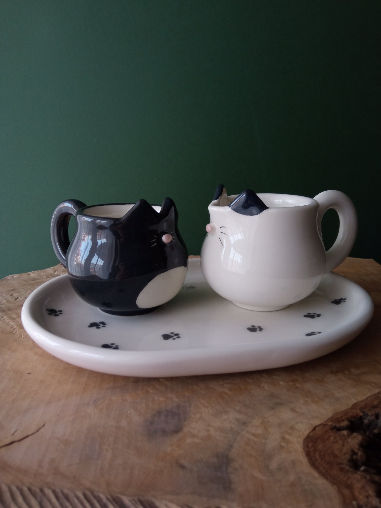 Oval Saucer